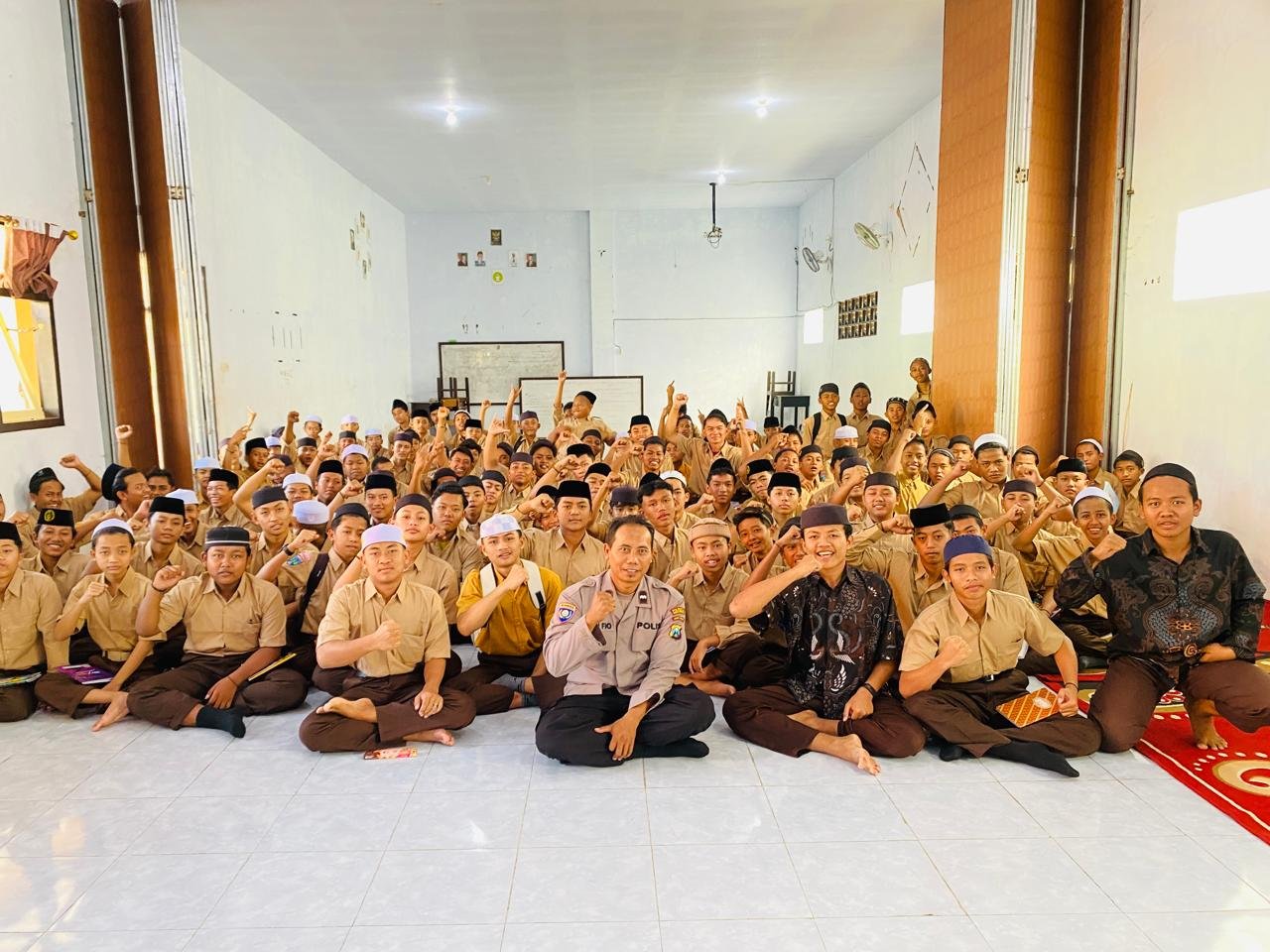 Tanamkan Jiwa Anti Korupsi Sejak Dini, Polres Isi Materi MPLS dan GEMA Integritas di SMK Nurul Abror Al-Robbaniyyin